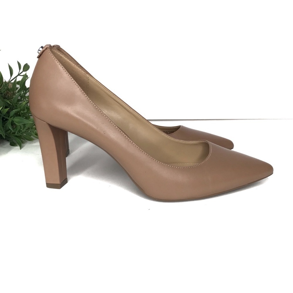 MICHAEL MICHAEL KORS Brown Tan Leather Pumps 10